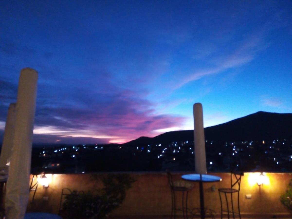 ברנל Hotel Villa Penasco מראה חיצוני תמונה